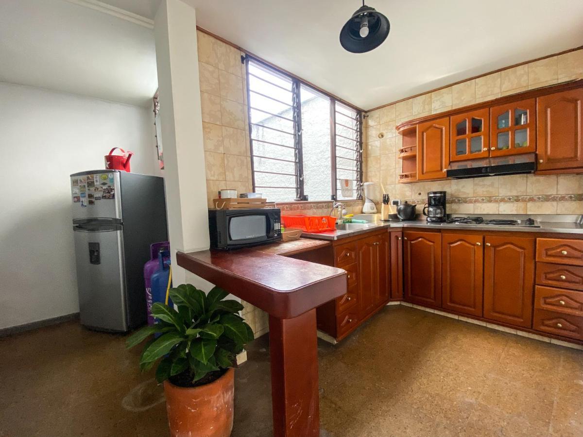Oasis En El Corazon De Medellin, Laureles Leilighet Eksteriør bilde